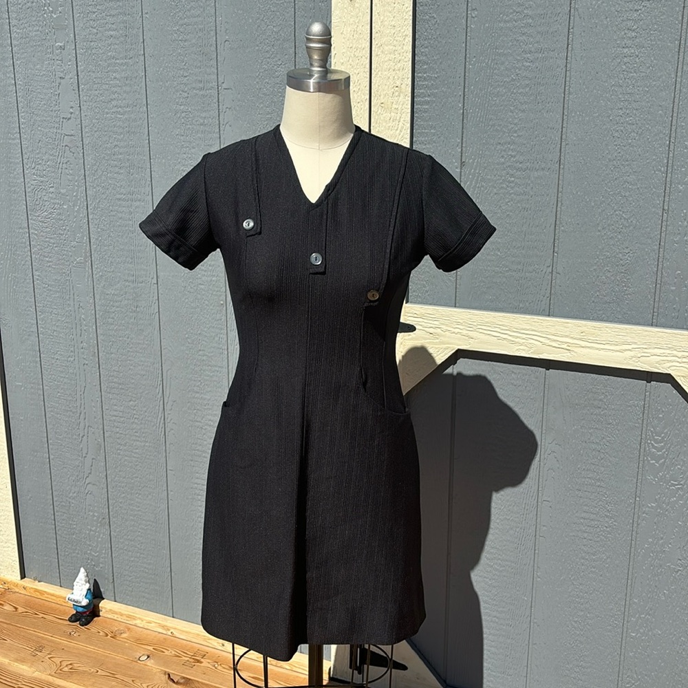 1970 black dress with front pockets size m